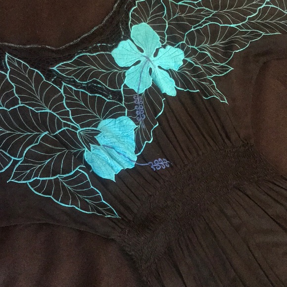 Black and Blue Floral Mid Length Dress - Picture 2 of 4